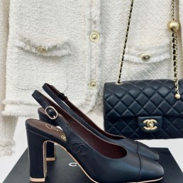 Женские кожаные туфли Chanel черные каблук 9,5 см 2024