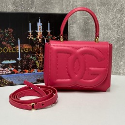 Женская кожаная сумка Dolce & Gabbana розовая 16х13х6 2024