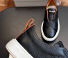 Мужские кожаные кеды без шнурков Santoni черные 2024