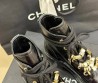 Женские кожаные ботинки Chanel с текстильным носом черные 2024