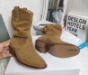 Женские замшевые сапоги Maison Margiela коричневые 2024