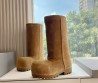 Женские замшевые сапоги Balenciaga Alaska fur bootie бежевые на меху 2024