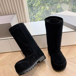 Женские замшевые сапоги Balenciaga Alaska fur bootie черные на меху 2024