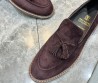 Мужские замшевые лоферы с кисточкой Brunello Cucinelli темно-коричневые с прострочкой на подошве 2024