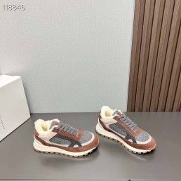 Женские замшевые кроссовки на меху Brunello Cucinelli коричневые с текстильными вставками 2024