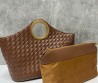 Женская кожаная сумка Bottega Veneta коричневая 42х30х12 2024