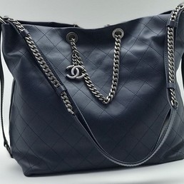 Женская кожаная сумка Chanel