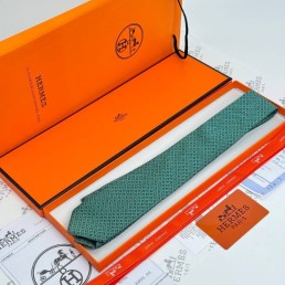 Мужской шелковый галстук Hermes зеленый с узором 150 см 2024