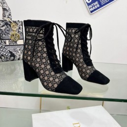 Женские комбинированные ботильоны Christian Dior черные с бежевым каблук 9,5 см 2024