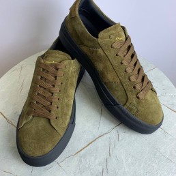 Мужские замшевые кеды Santoni зеленые 2024
