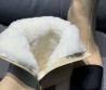 Женские кожаные ботильоны на меху Chanel молочные с черным текстильным носом 2024