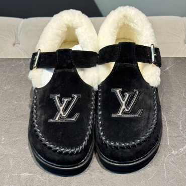 Женские замшевые ботинки Louis Vuitton Colorado Comfort на меху черные 2024