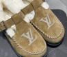 Женские замшевые ботинки Louis Vuitton Colorado Comfort на меху бежевые 2024