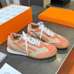 Женские замшевые кроссовки Hermes бежевые с оранжевым 2025