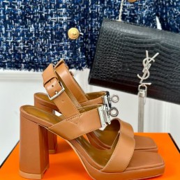 Женские кожаные босоножки Hermes коричневые каблук 10 см 2025