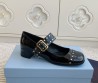 Женские кожаные туфли Prada Mary Jane черные лакированные 2024