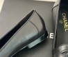 Женские кожаные лоферы Chanel черные 2025