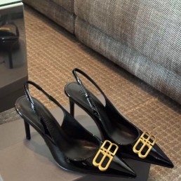 Женские кожаные туфли Balenciaga черные лакированные каблук 9 см 2025