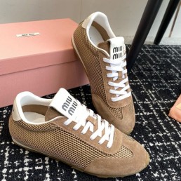 Женские комбинированные кроссовки Miu Miu коричневые 2025