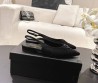 Женские замшевые туфли Chanel Slingback черные 2025