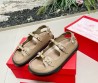 Женские кожаные сандалии Valentino бежевые 2025