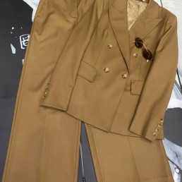 Женский костюм Max Mara коричневый 2025