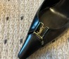 Женские кожаные туфли Saint Laurent черные каблук 9,5 см 2025