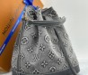 Женская текстильная сумка Louis Vuitton серая 24х24х16 2025