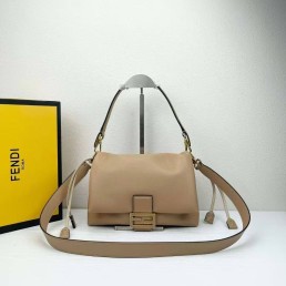 Женская кожаная сумка Fendi бежевая 27х10х8 2025