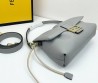 Женская кожаная сумка Fendi серая 27х10х8 2025