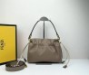 Женская кожаная сумка Fendi коричневая 27х10х8 2025