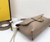Женская кожаная сумка Fendi коричневая 27х10х8 2025