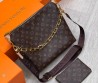 Женская кожаная сумка Louis Vuitton коричневая 32х26 2025