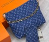 Женская кожаная сумка Louis Vuitton синяя 32х26 2025