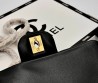 Женская кожаная сумка Chanel черная 20х12 2025