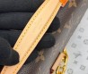 Женская кожаная сумка Louis Vuitton темно-коричневая с логотипами 22х13х7 2025