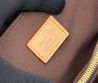 Женская кожаная сумка Louis Vuitton темно-коричневая с логотипами 22х13х7 2025
