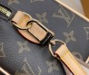 Женская кожаная сумка Louis Vuitton коричневая 20х15 2025