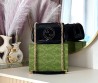 Женская кожаная сумка Gucci черная лакированная 21х13 2025