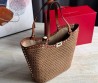 Женская соломенная сумка Valentino коричневая 45х31х30 2025