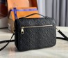 Женская кожаная сумка Louis Vuitton черная 25х19 2025
