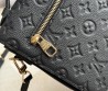 Женская кожаная сумка Louis Vuitton черная 25х19 2025