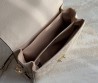 Женская кожаная сумка Louis Vuitton бежевая 25х19 2025