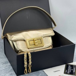 Женская кожаная сумка Chanel золотистая 26х16 2025