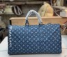 Дорожная кожаная сумка унисекс Louis Vuitton синяя в логотипах 50х27 2025