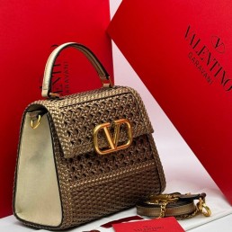 Женская кожаная сумка с плетением Valentino бронзовая 23х16 2025