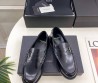 Женские кожаные лоферы Saint Laurent черные с монограммой 2025