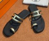 Женские кожаные шлепанцы Hermes золотые 2025