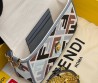 Женская текстильная сумка Fendi белая с серым 20х10 2025