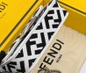 Женская текстильная сумка Fendi белая с черным 20х10 2025